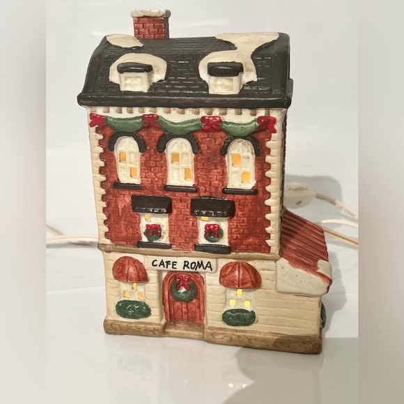 Caldor Vintage Hand Painted Ceramic Lighted House - Cafe Roma - Picture 2 of 12